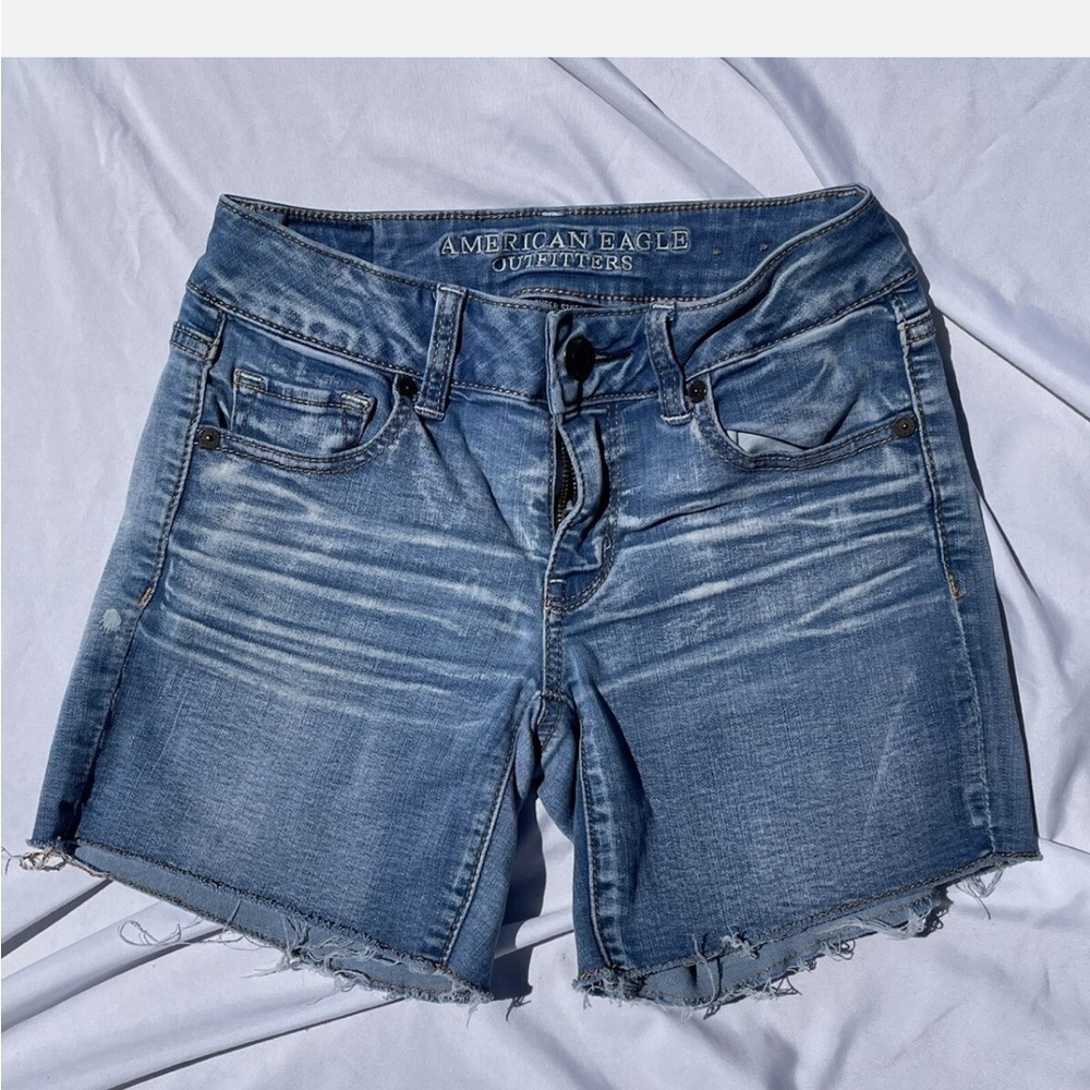 COPY - American Eagle Women’s Juniors Midi Cut-Off Jean Shorts, Low Rise, Size 2